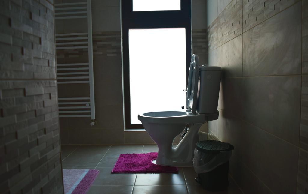 Apartament Liliac Boekarest Buitenkant foto