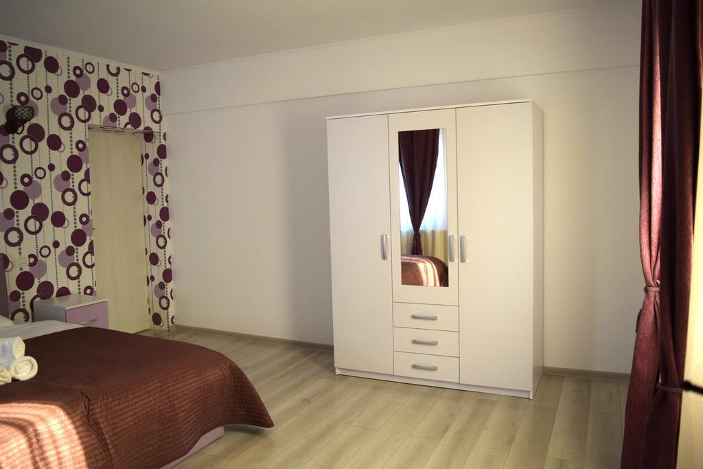 Apartament Liliac Boekarest Buitenkant foto