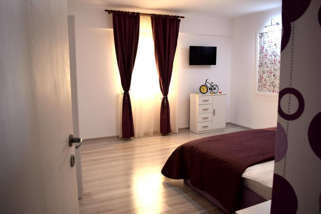Apartament Liliac Boekarest Buitenkant foto