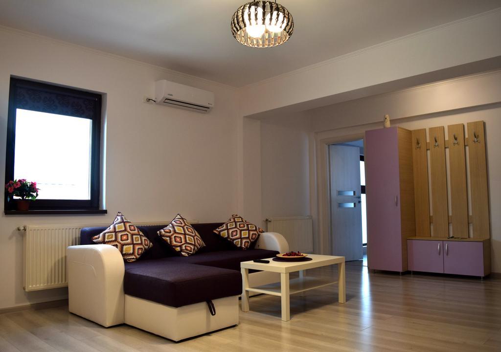 Apartament Liliac Boekarest Buitenkant foto