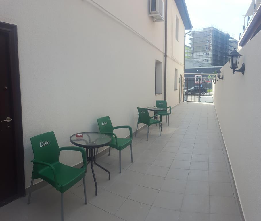 Apartament Liliac Boekarest Buitenkant foto