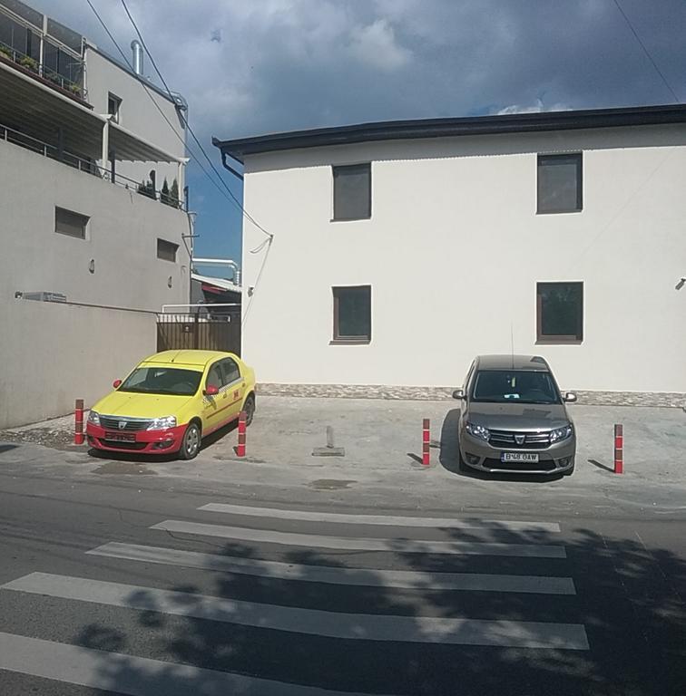Apartament Liliac Boekarest Buitenkant foto